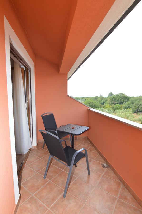 Hotel Natura Vilanija מראה חיצוני תמונה